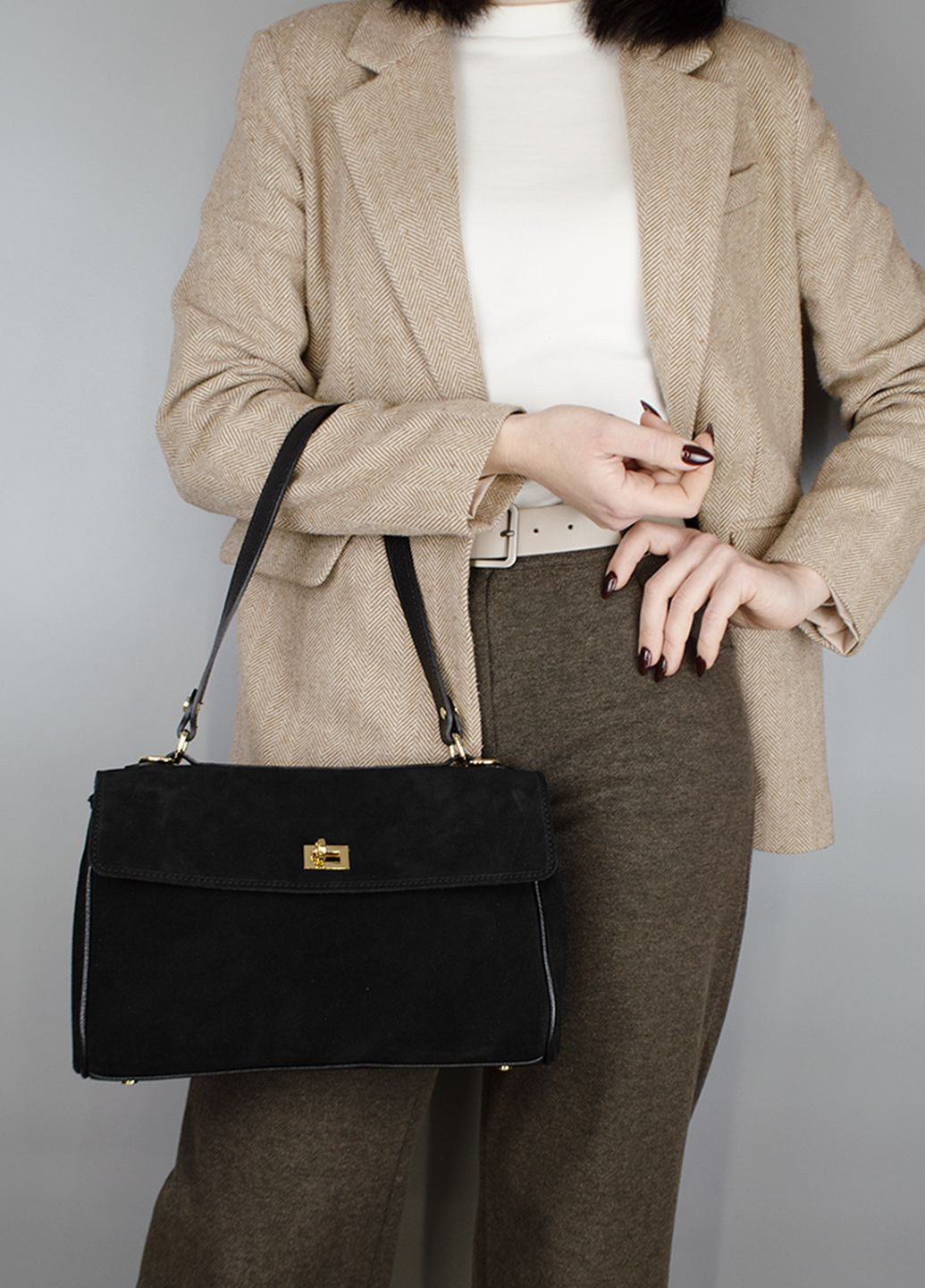 Сумка жіноча замшева на застібці 03829 чорна Virginia Conti (315392194)