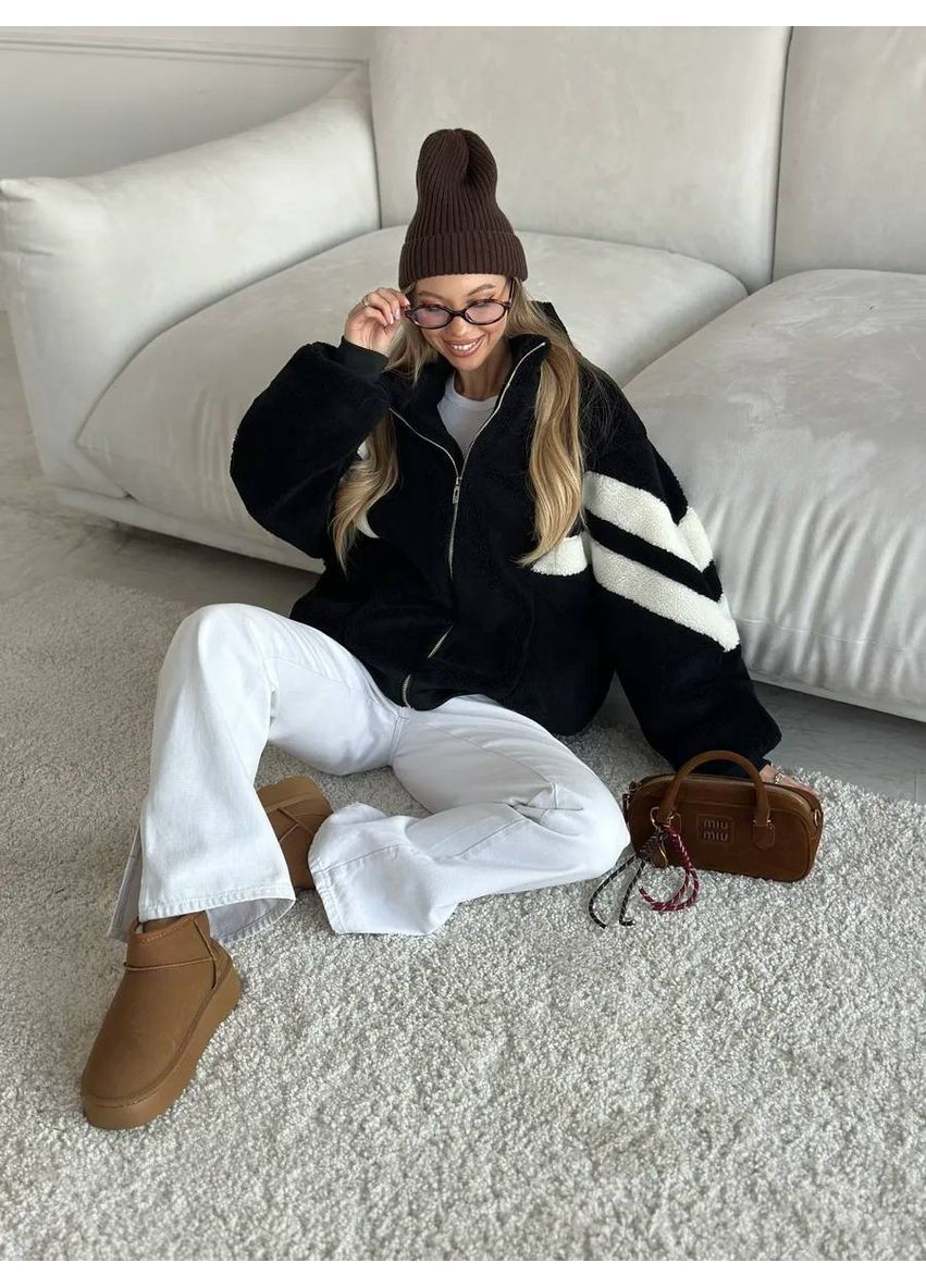 Чорна зимня куртка-бомбер No Brand