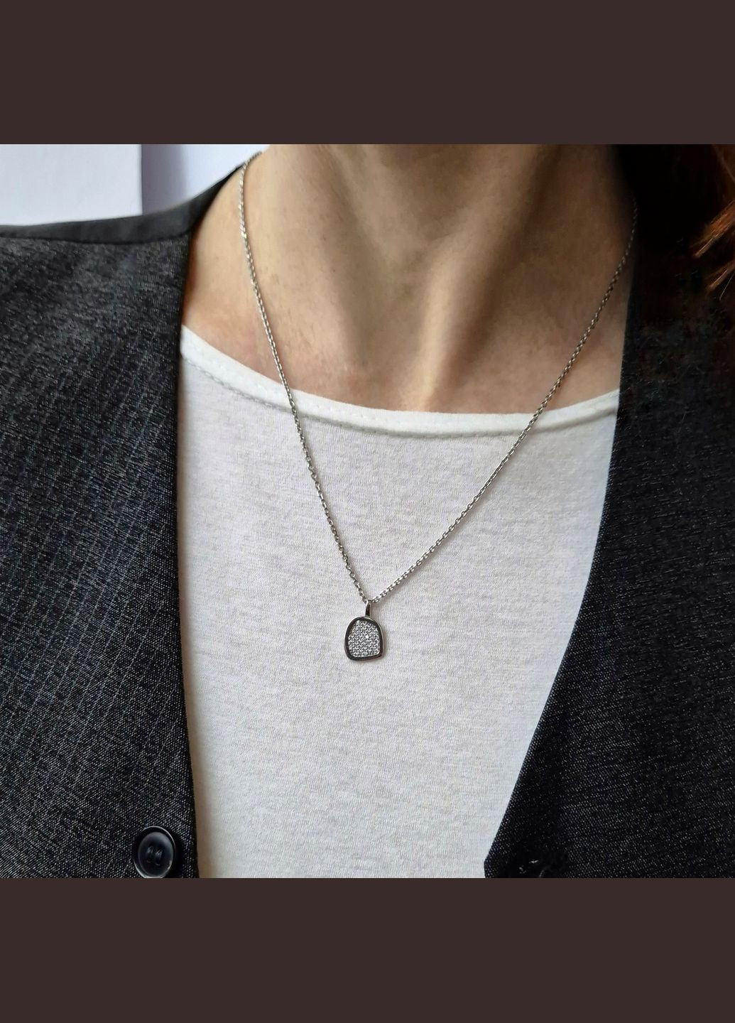 Срібна підвіска з Білими каменями Срібло 925 проби Родоване 1610п 0.96г No Brand (322773864)