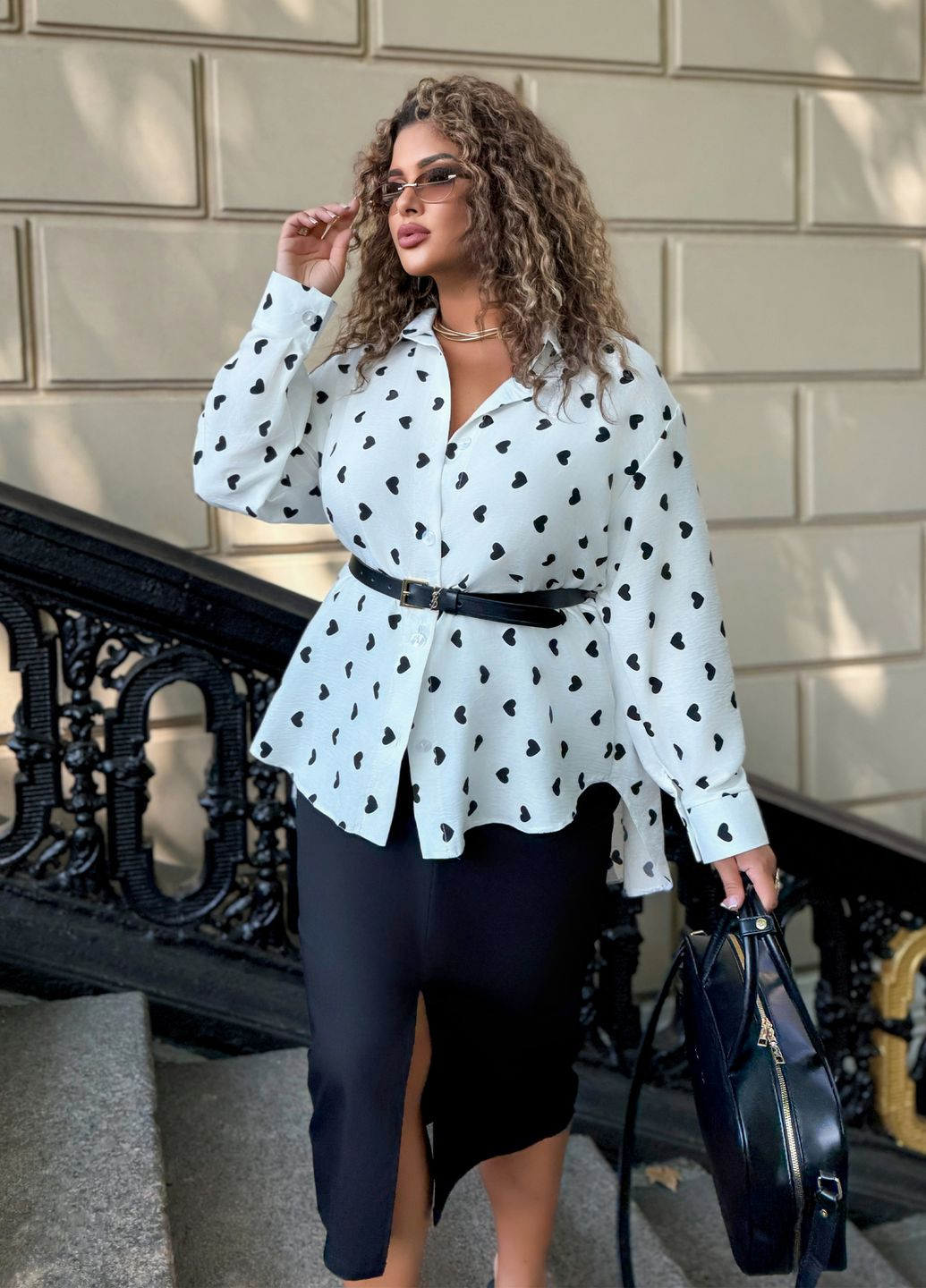 Молочная повседневный, кэжуал рубашка с сердечками No Brand с длинным рукавом