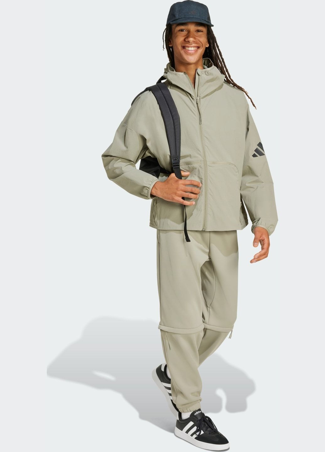 Зелена демісезонна вітровка myshelter adidas