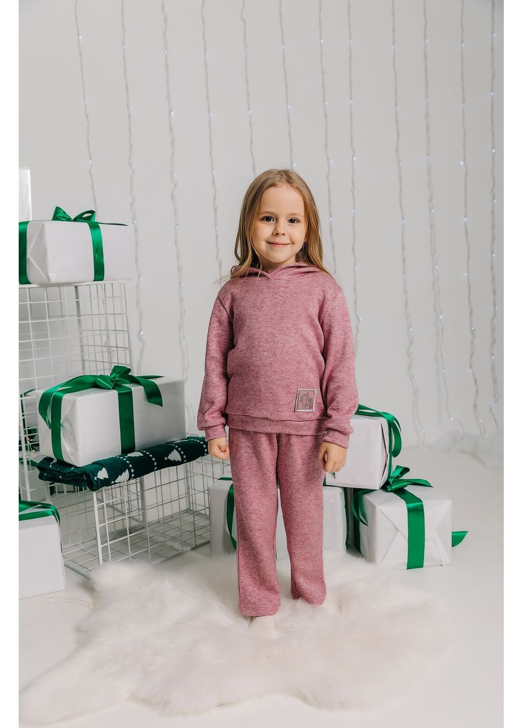 Пудровый демисезонный костюм для девочки из ангоры «боженка» denchik (dn-8354) Деньчик