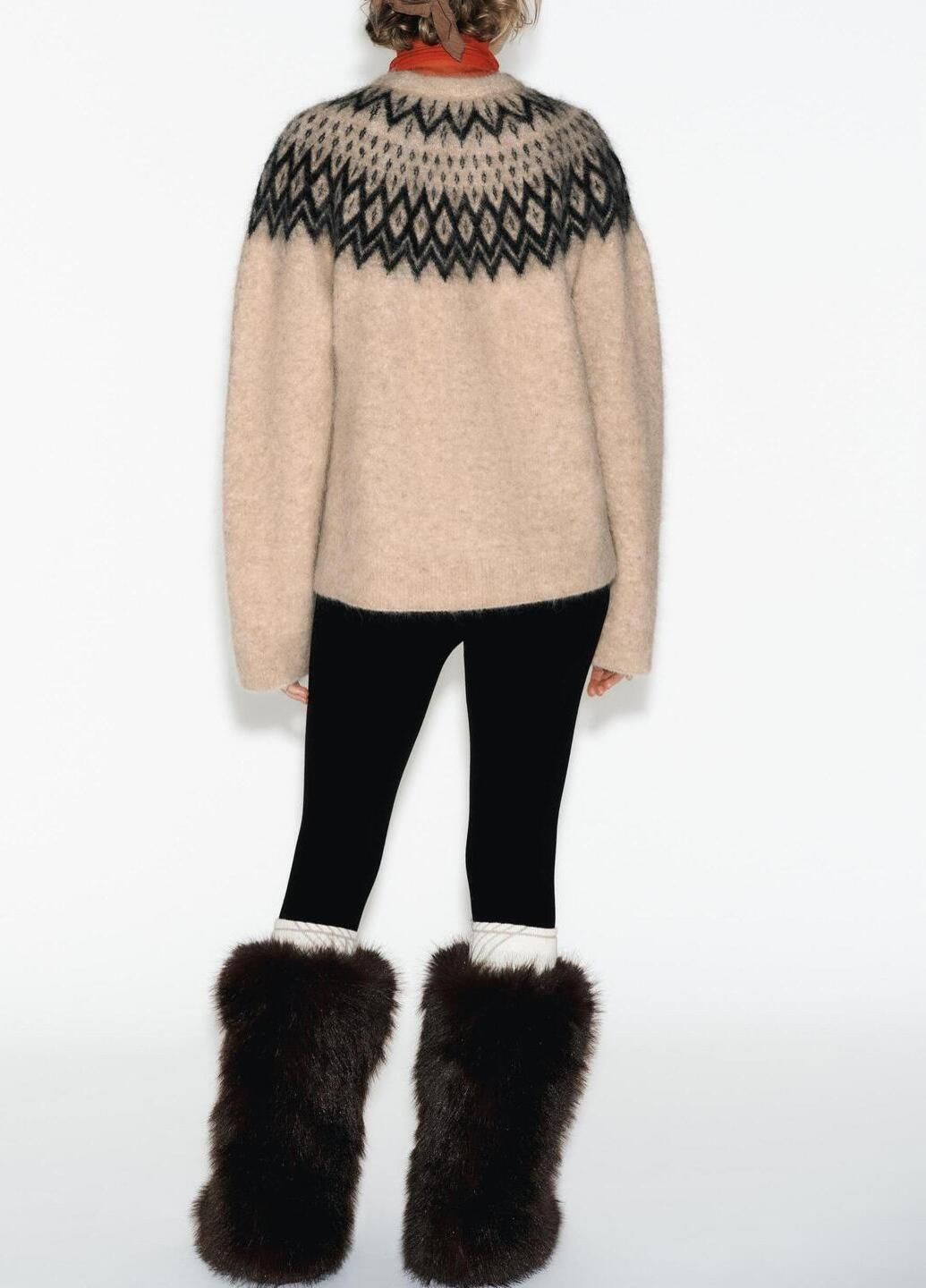 Молочный демисезонный свитер Zara