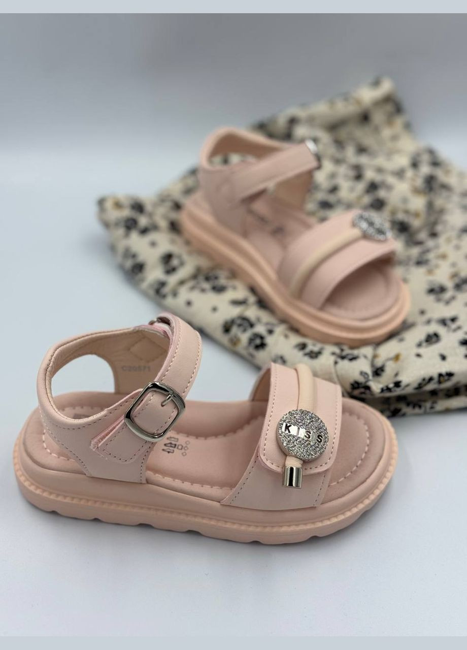 Розовые самая модная новинка сезона среди босоножек Jong Golf