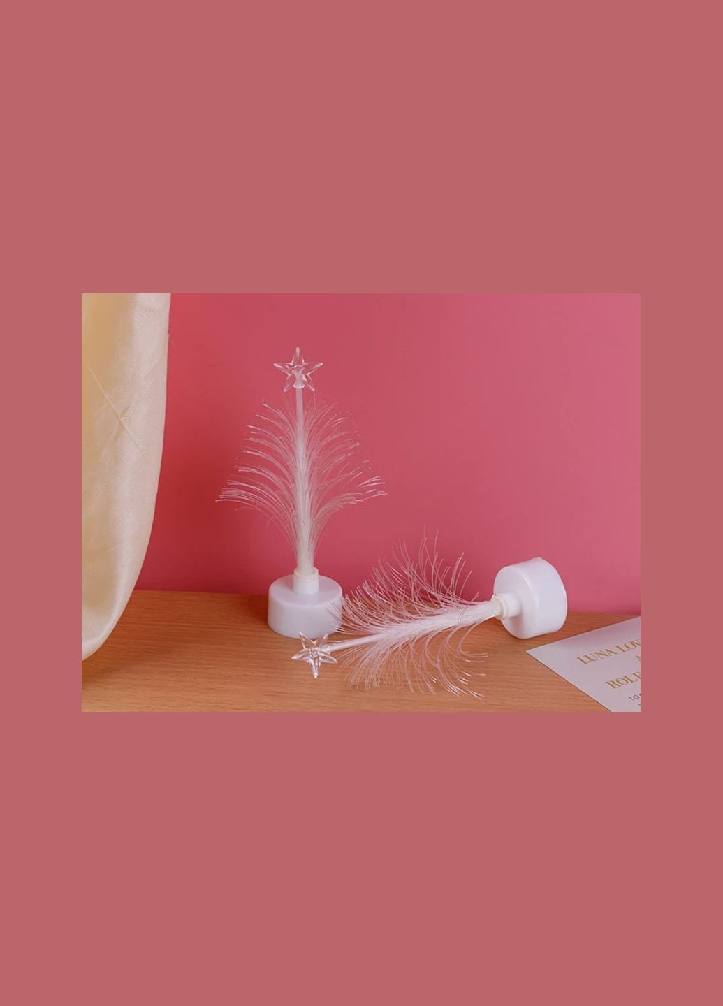 Світлодіодна настільна ялинка з оптоволоконною підсвіткою, різнокольорова, міні-декор No Brand (346440198)