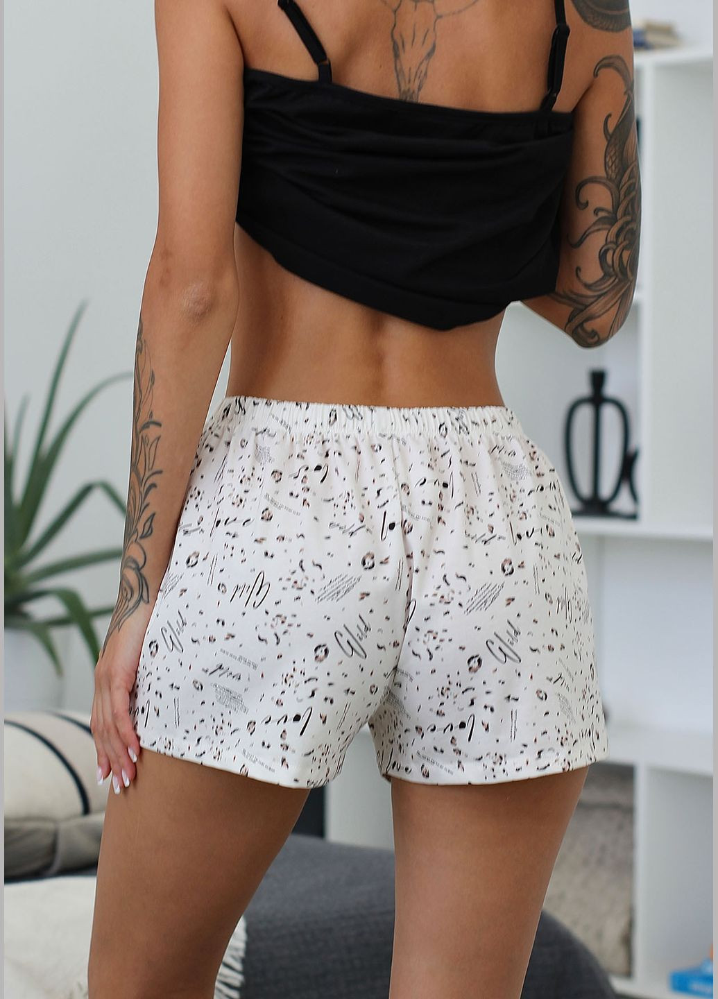 Чорна всесезон жіноча піжама майка та шорти Roksana