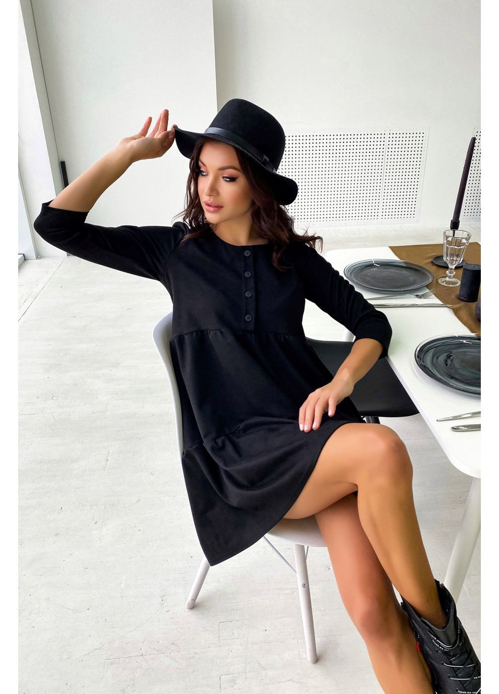 Черное платье 1686.4520 Seventeen