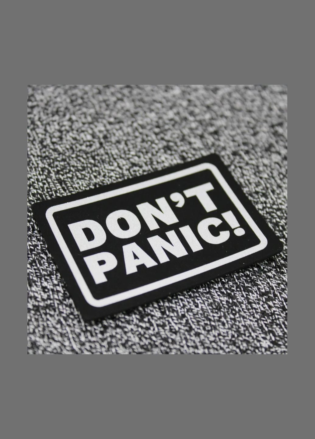 Нашивка светоотражающая "DON'T PANIC!" (2009) No Brand (335812013)
