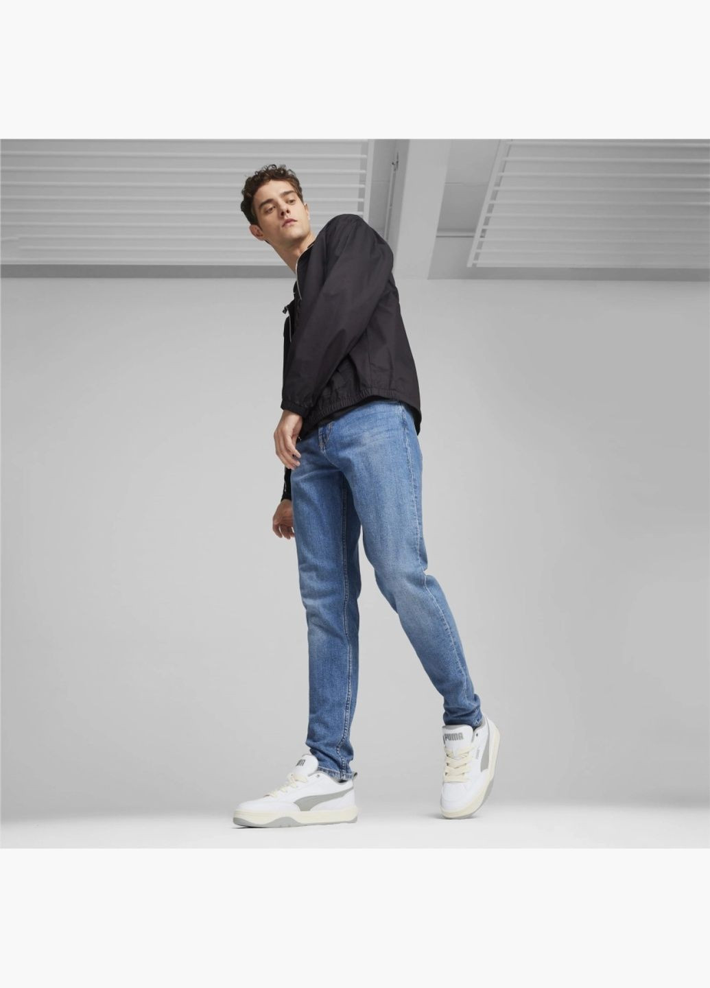 Белые всесезонные кроссовки park lifestyle white 395084-01 Puma