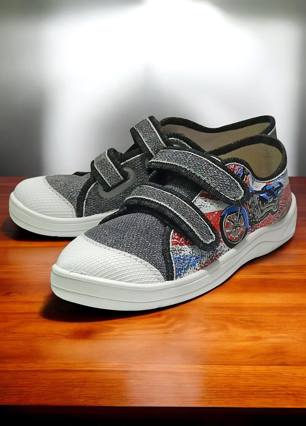 Сірі ортопедичні текстильні кеди на липучках для хлопчика Waldi