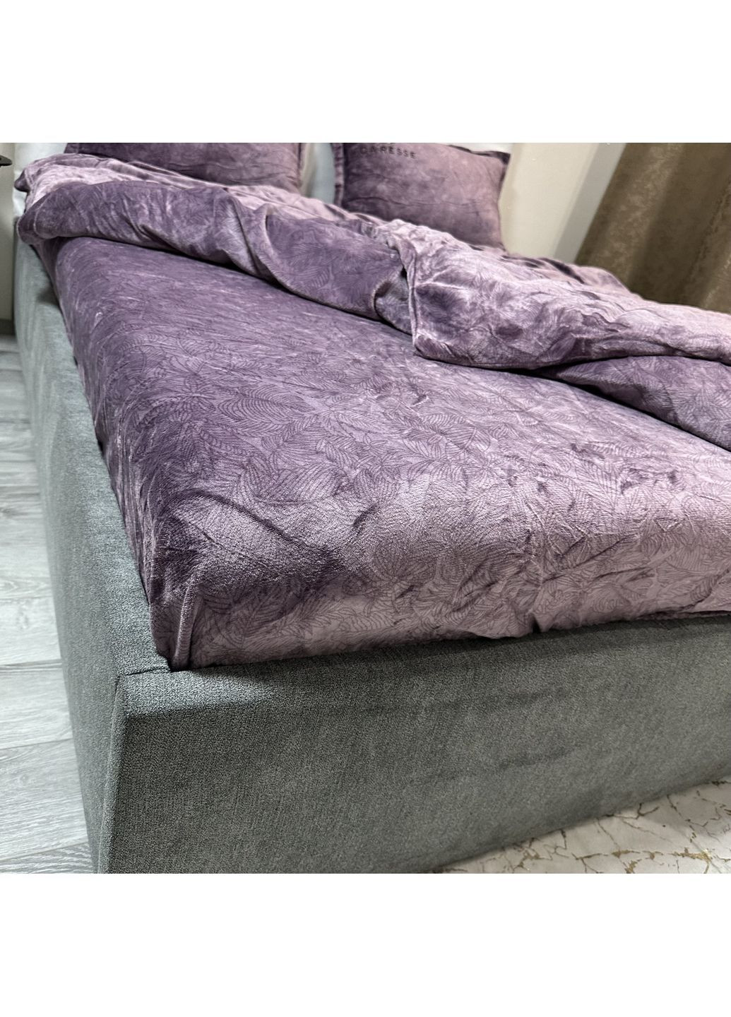 Розкіш велюру: постільна білизна євро фіолетового кольору (Velvet Touch). Простирадло на резинці. Підковдра 200*230см. No Brand (370278947)