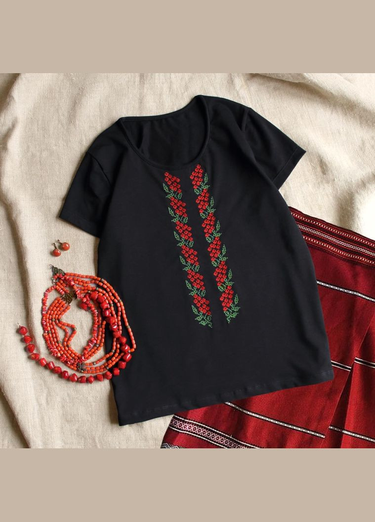 Женская футболка с вышивкой. Ladan — 303727266