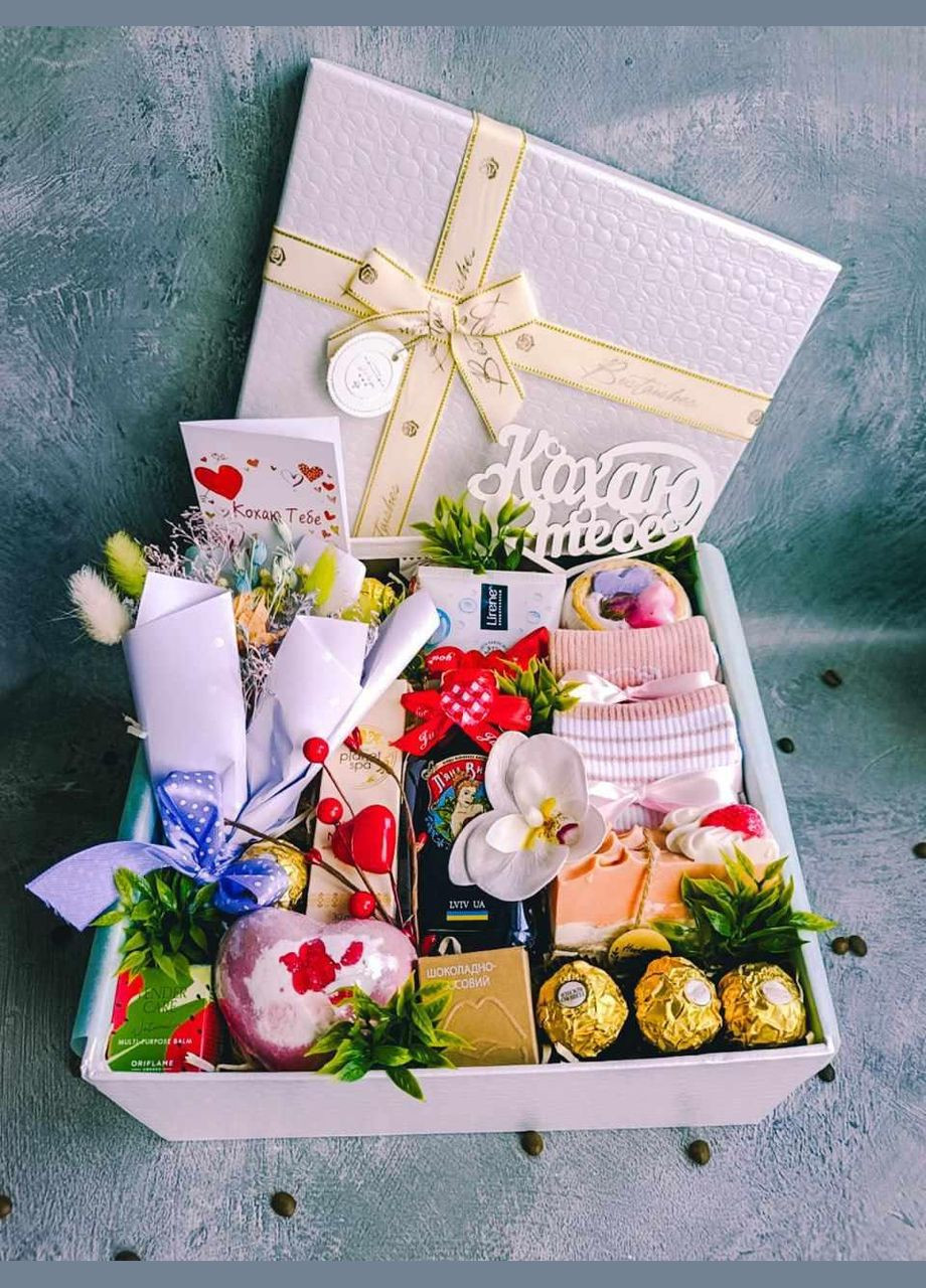 Подарунок дівчині на день народження набір для дружини подруги для мами для коханої No Brand (328451089)