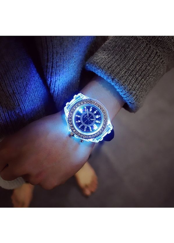 Наручные часы женские Lighter Серебряный (2424) Geneva (362587967)