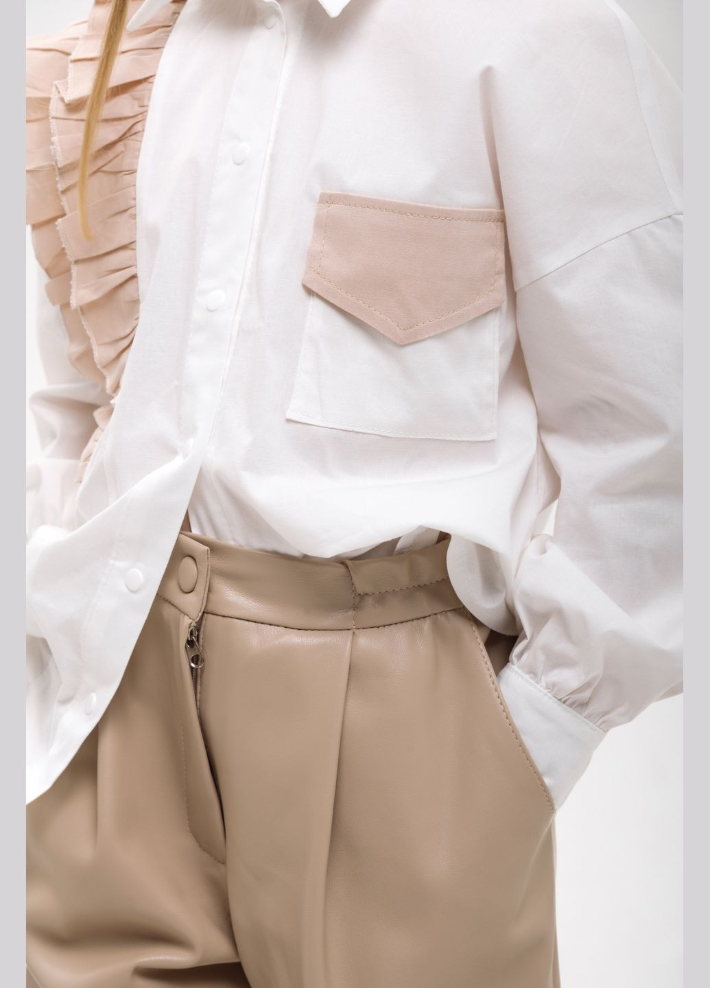 Штани мом для дівчинки з екошкіри бежеві Sisters Cherries (316322977)