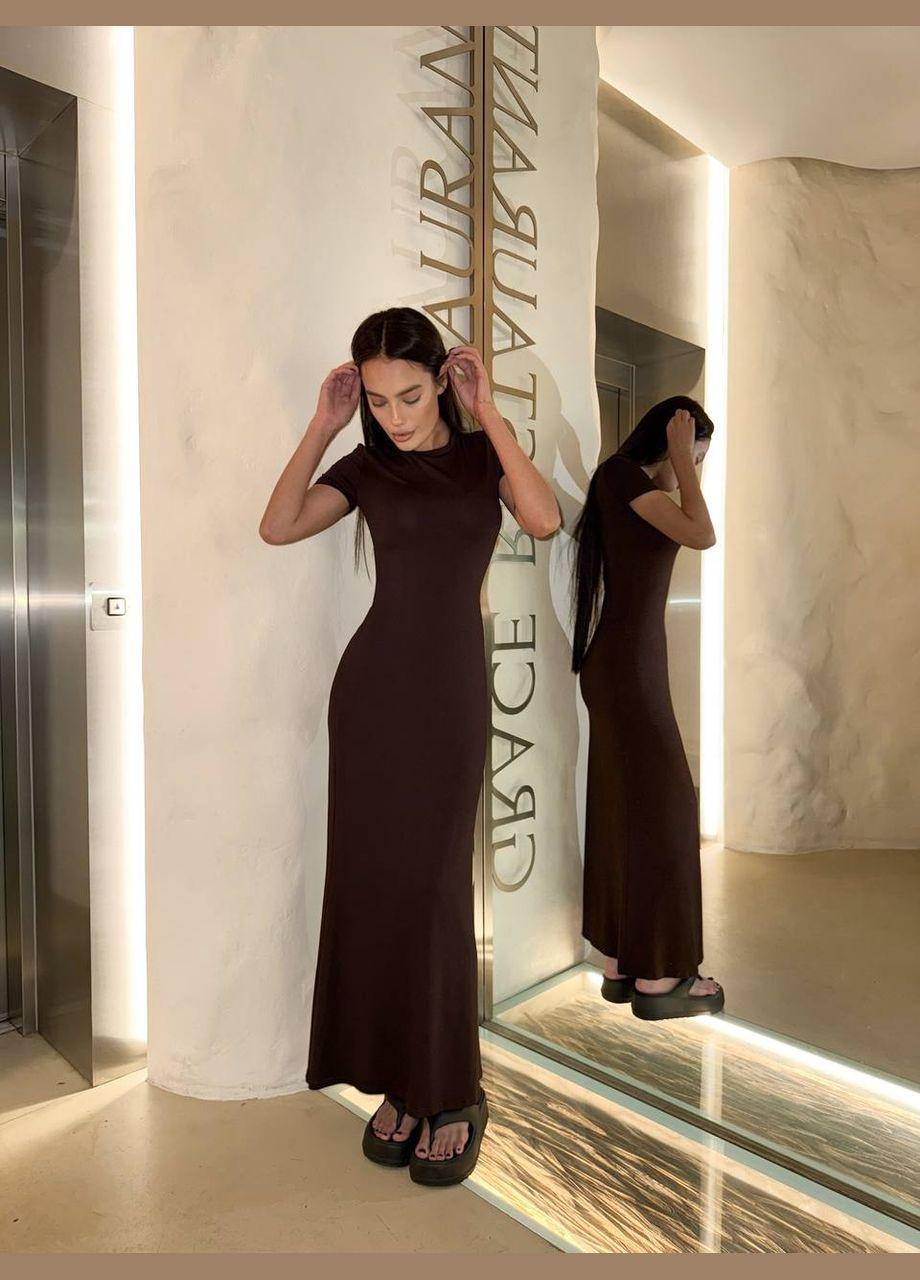 Темно-коричнева повсякденний приталена сукня максі довжини MonCher