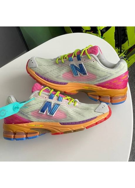 Кросівки жіночі і чоловічі New Balance 1906R Action Bronson Rosewater | Нью Беланс 1906R Екшен Бронсон світло-рожеві No Brand світло-рожеві демісезони (361019672)