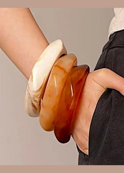 Комплект массивных 3 браслета с мраморным принтом No Brand (338217767)