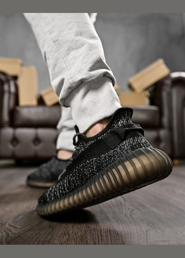 Чорно-білі Літні стильні кросівки чоловічі yeezy чорно-білі Freedom