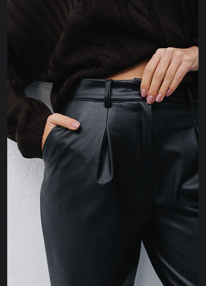 Жіночі штани зі шкірозамінника. Arjen (289385827)
