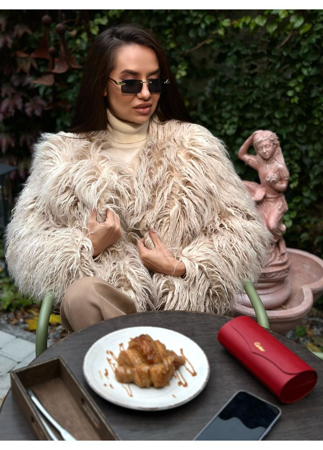 Шуба из искусственного меха лама бежевая No Brand (365801733)