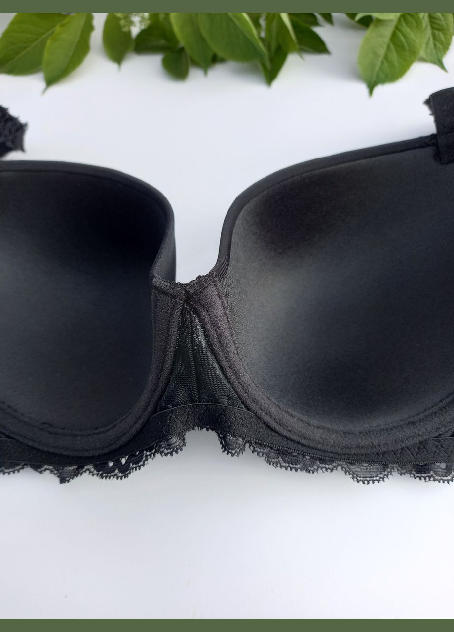 Чёрный симпатичный женский бюстик с кружевами и пуш-ап 7457 натурана Naturana полиамид
