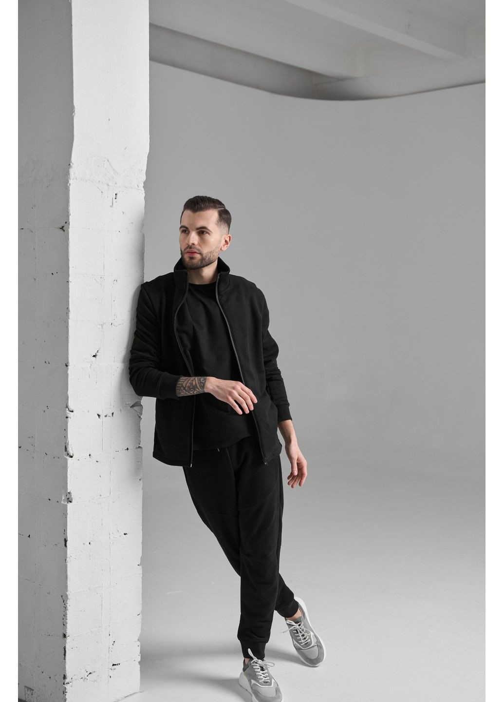 Спортивный костюм мужской ТРОЙКА весна осень MILITARY с кофтой на замке + футболка черный Handy Wear (293275164)