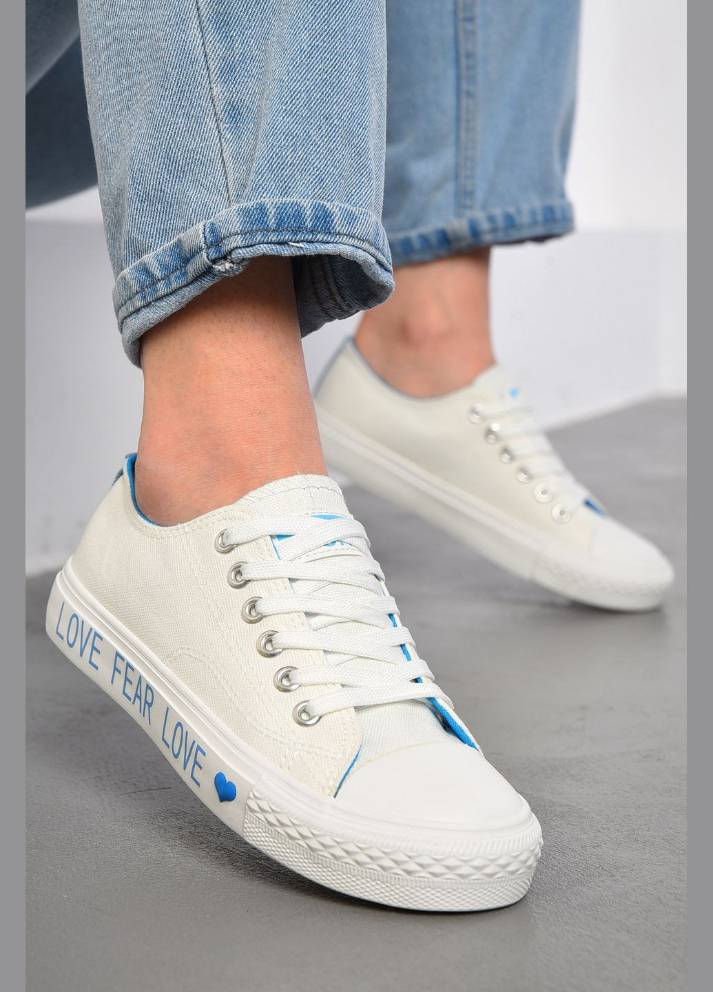 Мокасини жіночі білого кольору на шнурівці Let's Shop (295261583)
