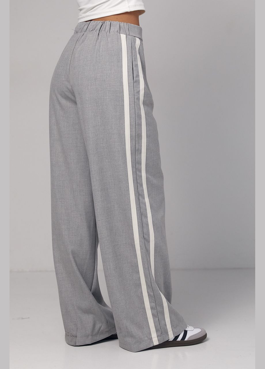 Жіночі штани з лампасами на зав'язці - світло-сірий Lurex (282957680)