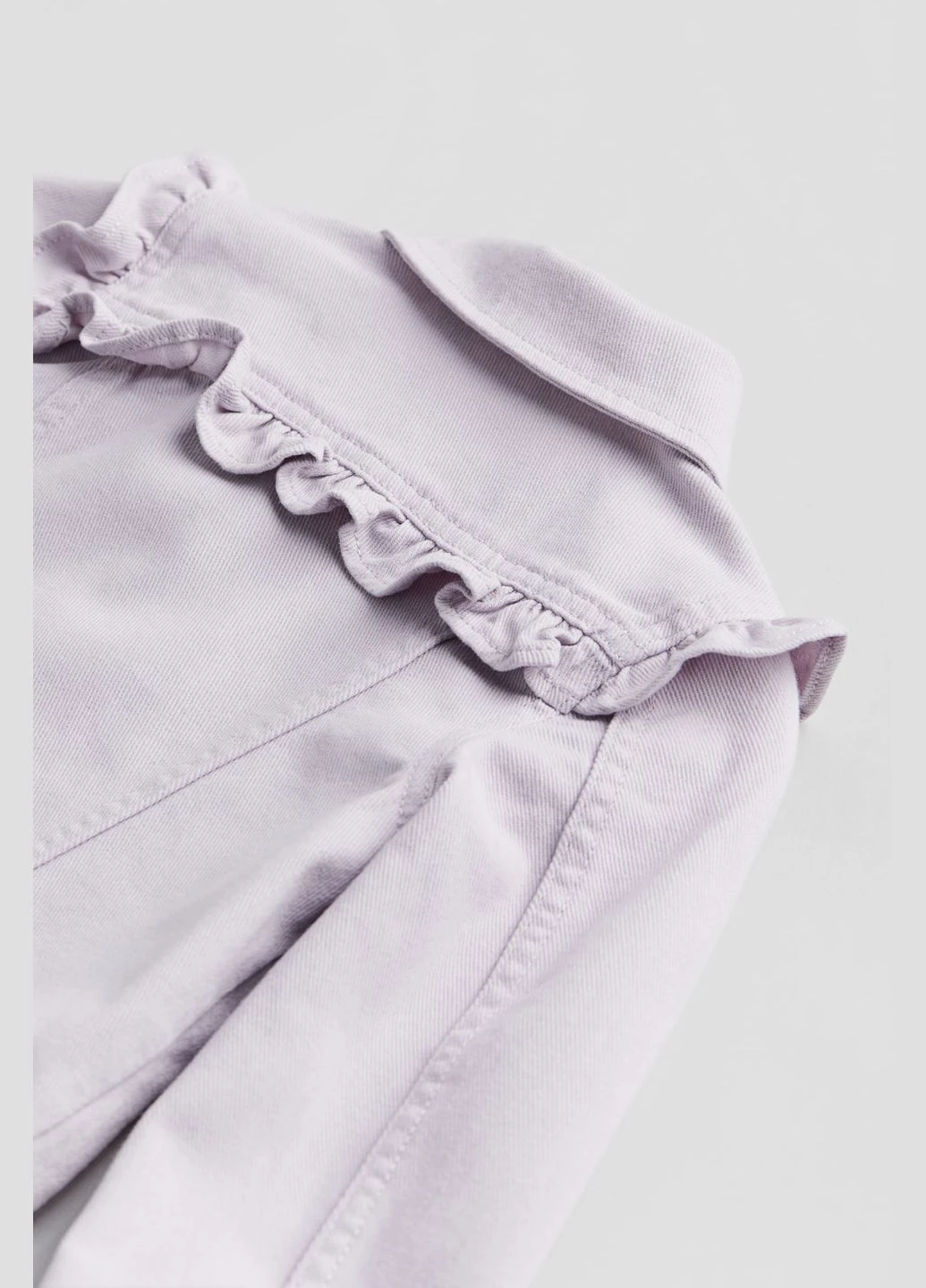 Сиреневая джинсовая куртка H&M