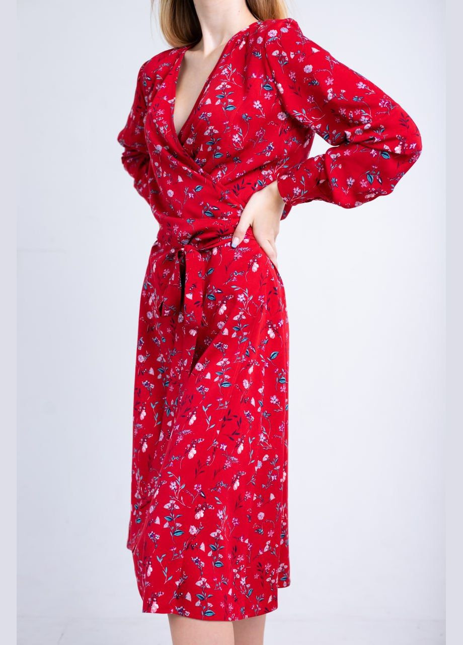 Красное платье на запах красного цвета Simple Wear с цветочным принтом