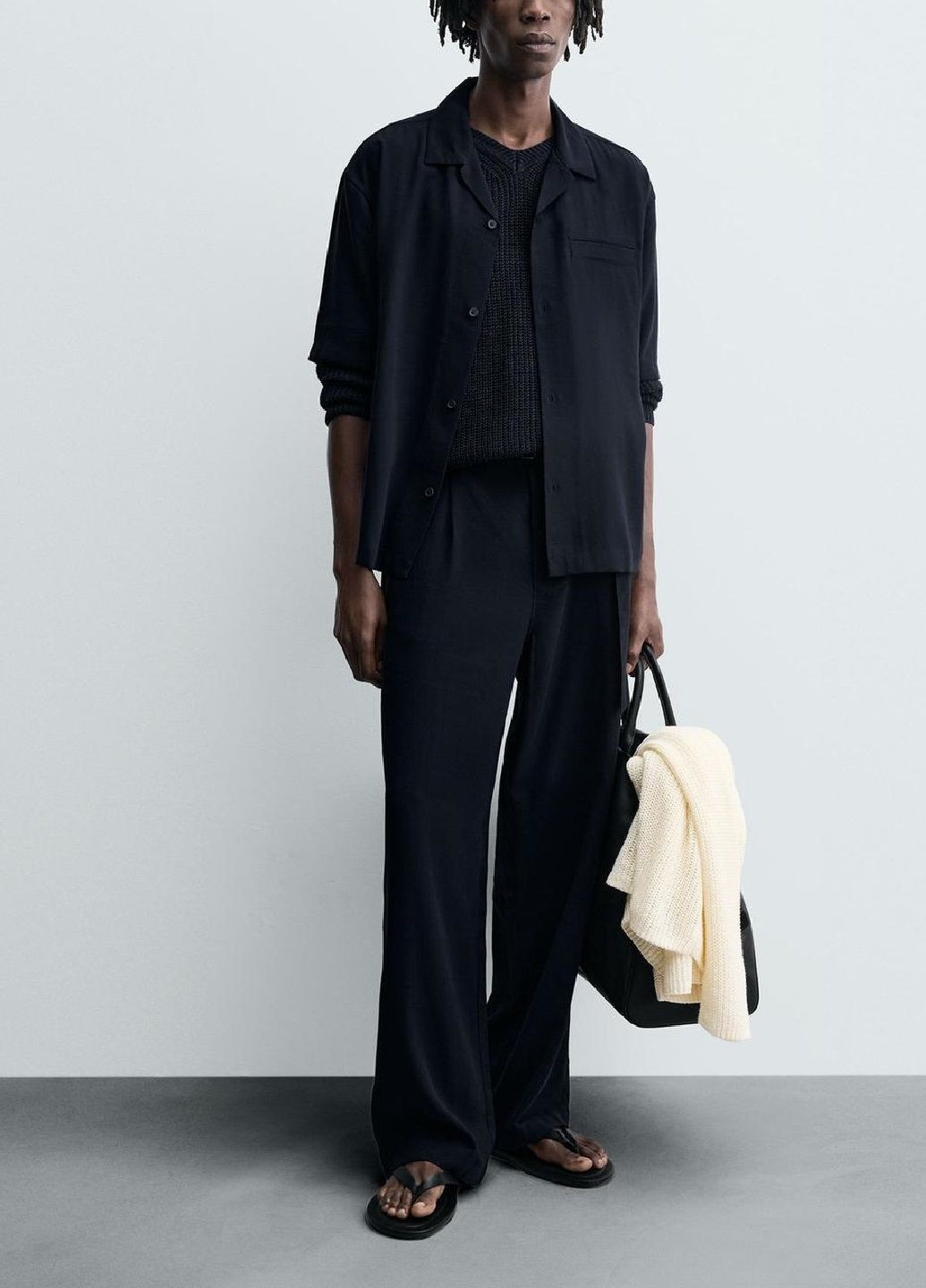 Темно-синяя рубашка однотонная Zara