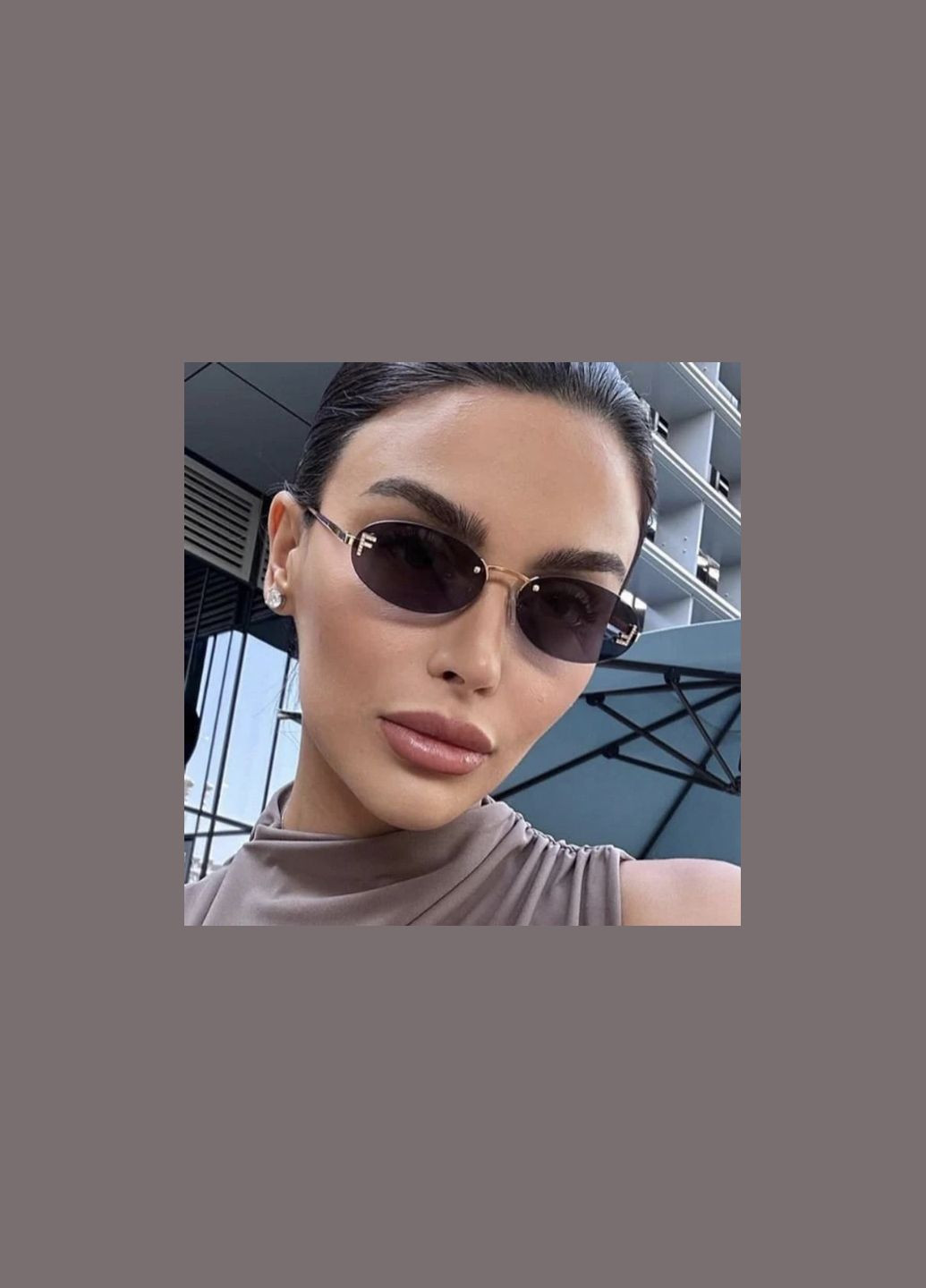 Окуляри сонцезахисні жіночі овальні іміджеві з буквою F на лінзах без оправи темні No Brand (330253263)