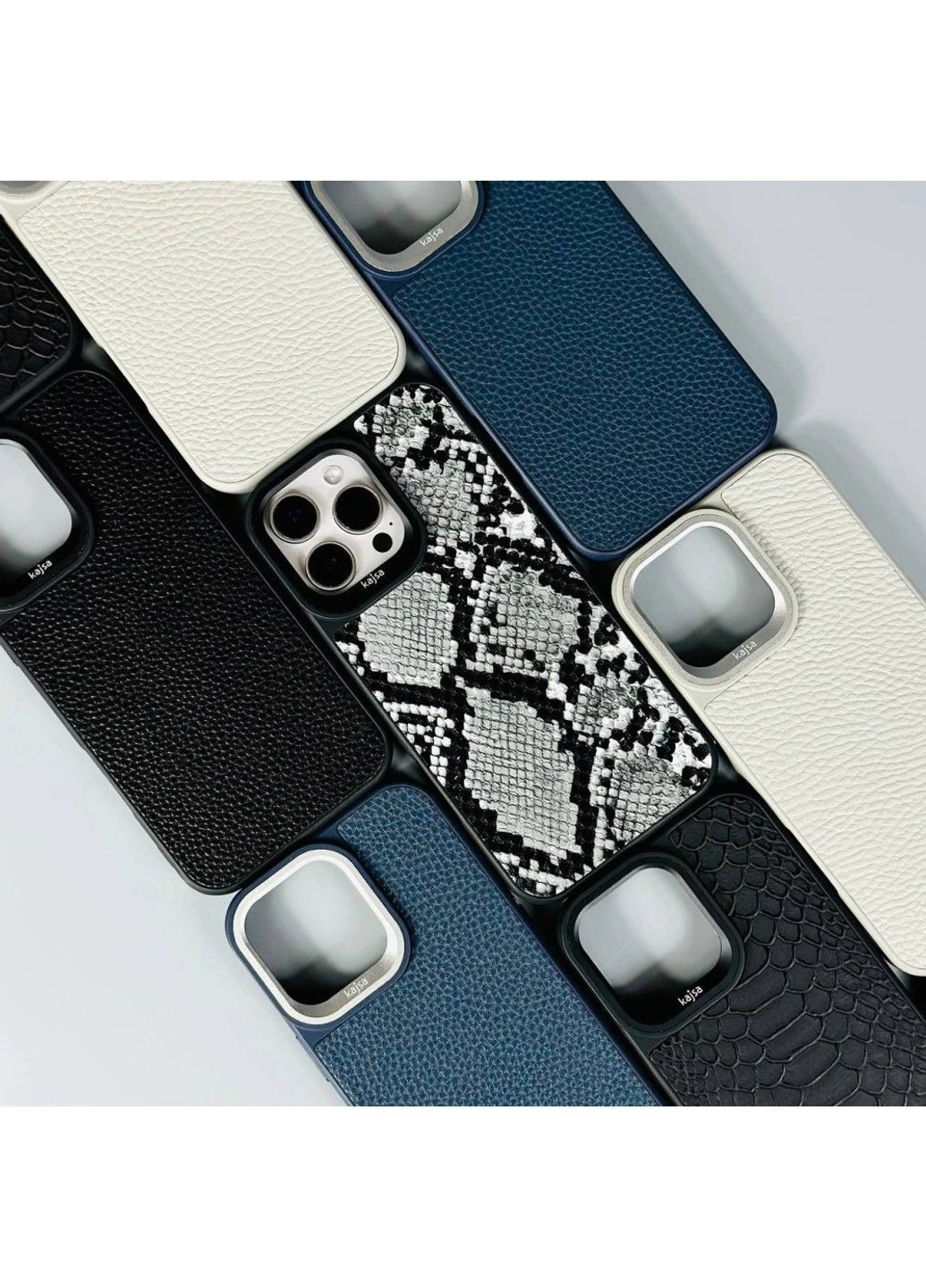 Чехол Snake with Magsafe для iPhone 16 Pro Snake Print Kajsa (382776105)