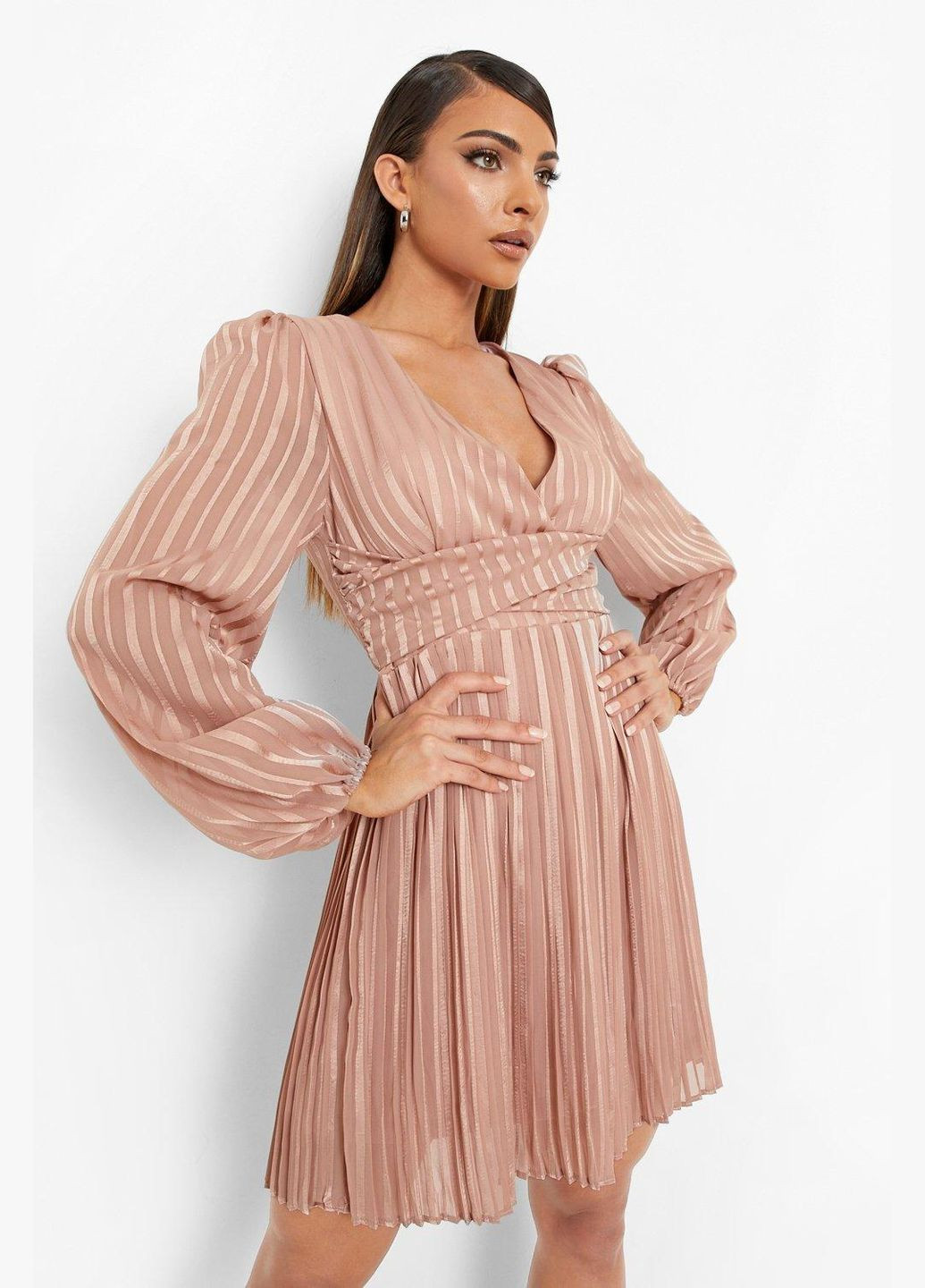 Рожева сукня Boohoo