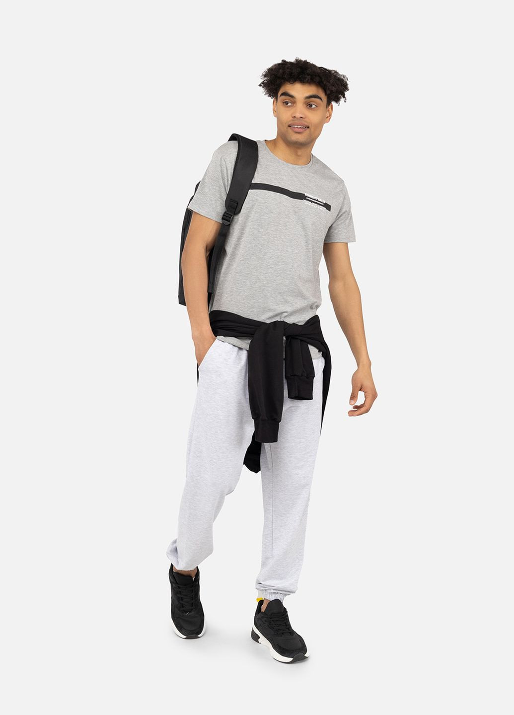 Сіра чоловіча футболка з коротким рукавом колір сірий цб-00243199 Yuki