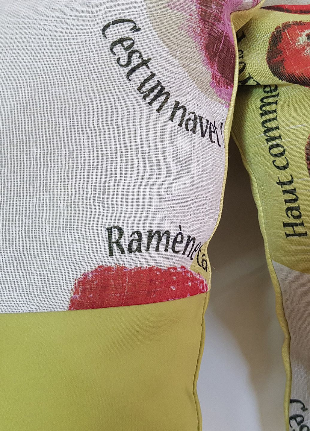 Комплект декоративних подушок Fructs 40х40см 1шт 40х33см 1шт 26х26см 2шт білі з салатовим (п_0652) Firanka Modern (315034725)