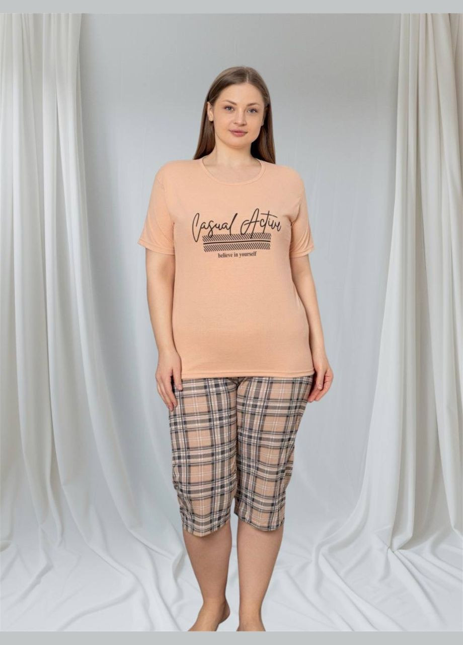 Персикова всесезон піжама жіноча футболка з капрі / бриджі casual котон Lana