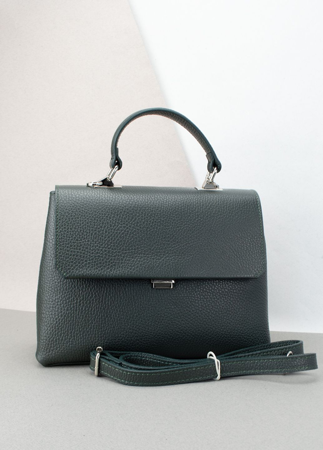 Сумка женская кожаная с клапаном 03730 темно-зеленая Virginia Conti (303403549)