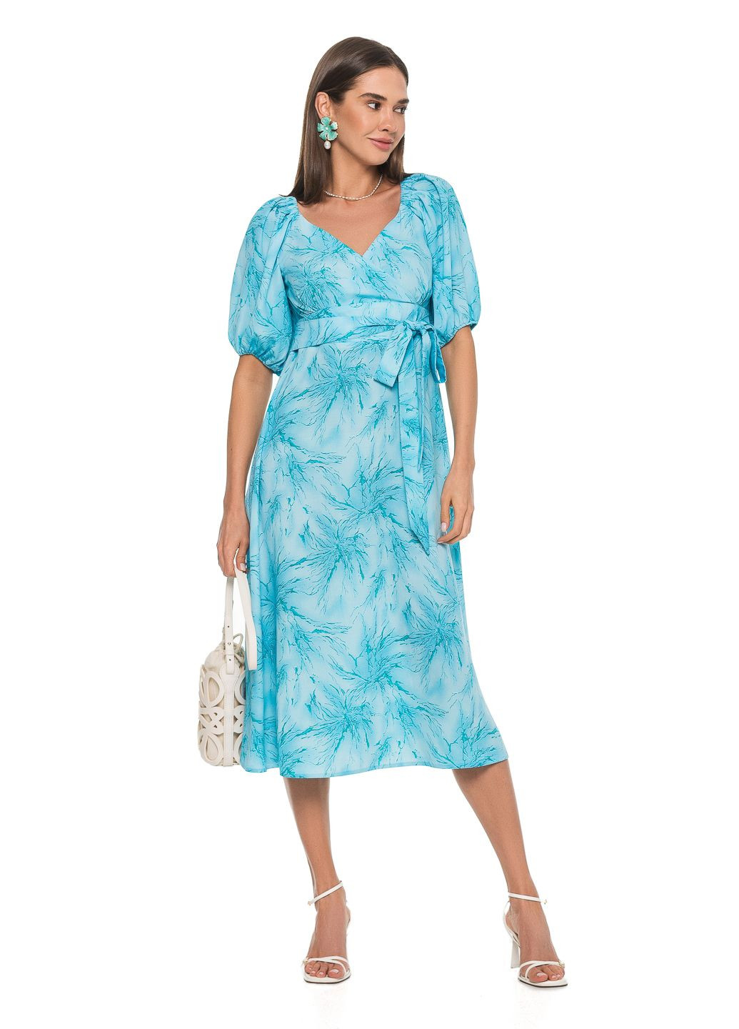 Голубое летнее платье с короткими рукавами буфами SVTR