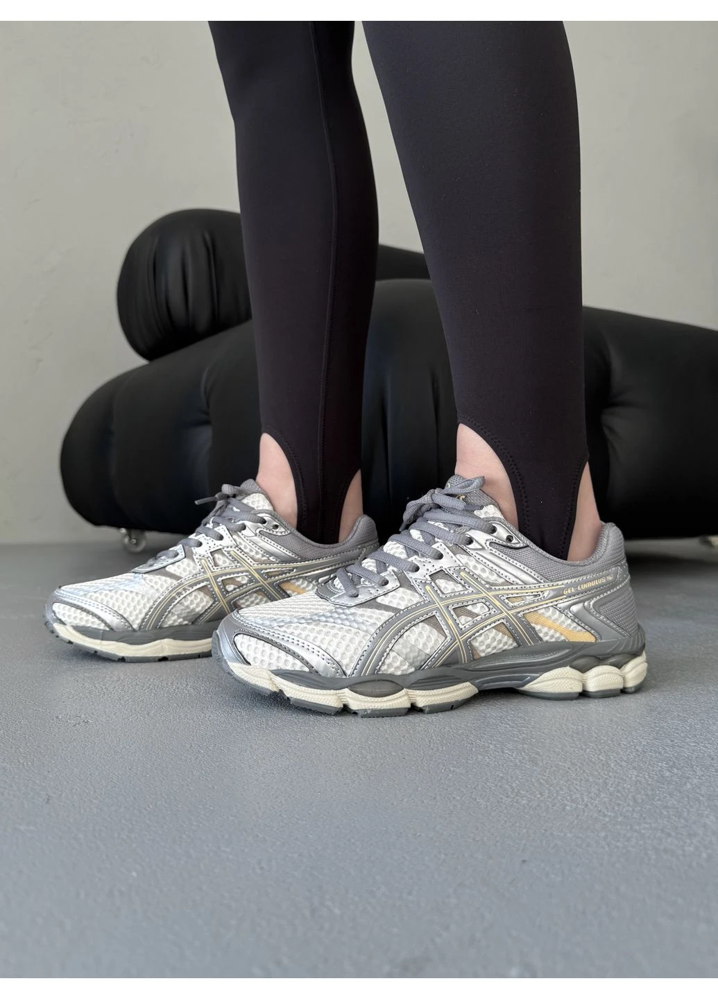 Серые летние кроссовки asics gel-cumulus 16 cream/clay grey асикс гель No Brand