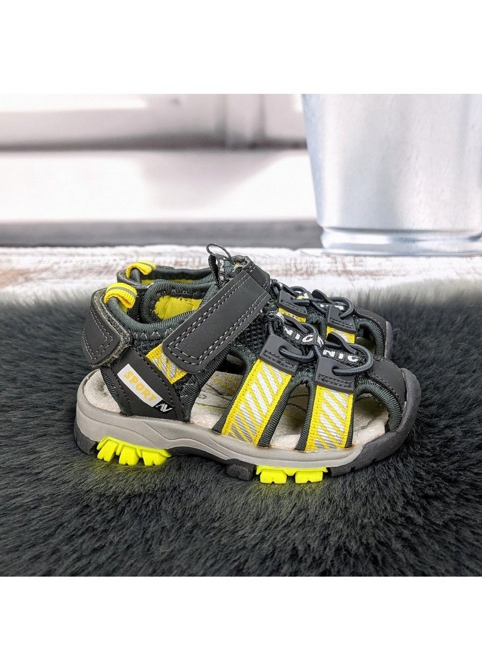 Серые повседневные босоножки детские сандалии для мальчика Kimboo на липучке