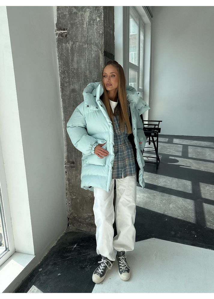 Голубая зимняя женская куртка пуфер beze long с карманами и съемным капюшоном (mil591) milirud