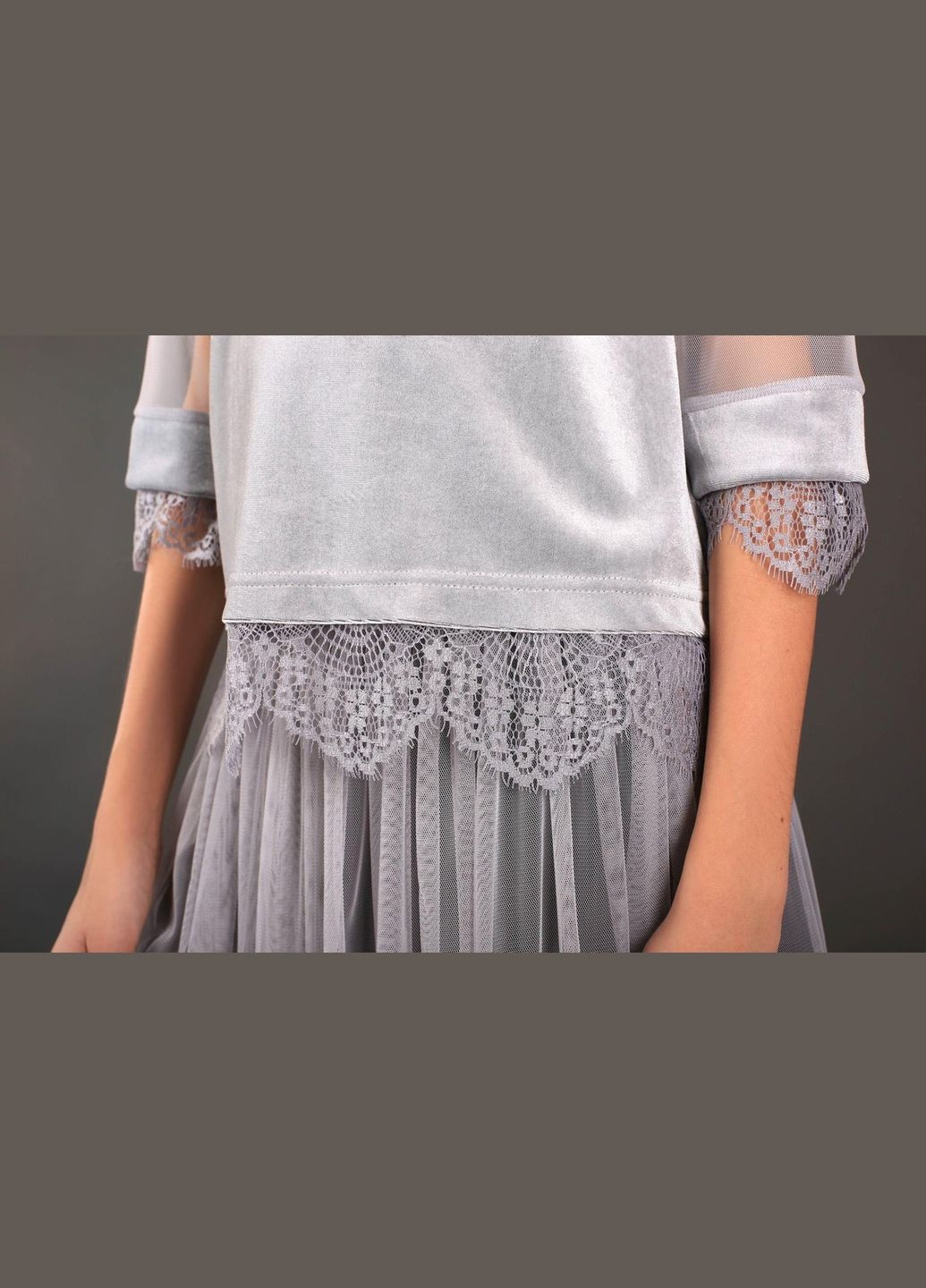 Кофта сіра оксамитова для дівчинки Mone (327825880)