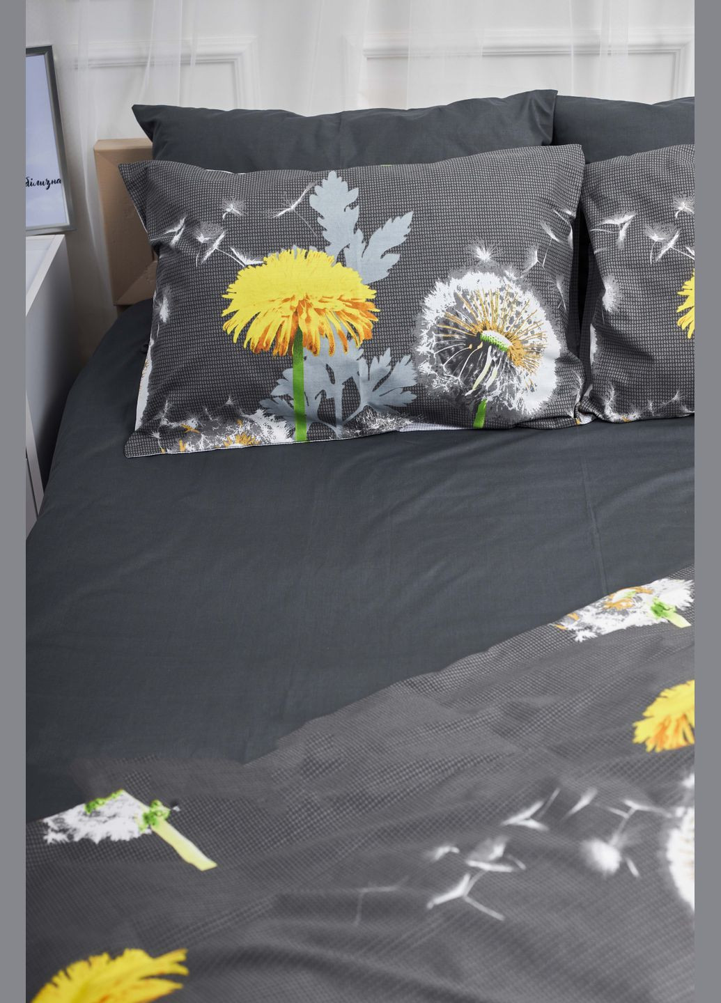 Комплект постільної білизни King Size 220x240 наволочки 2х40х60 Бязь Gold Люкс (MS-820000905) Moon&Star Dandelion Black (285717313)