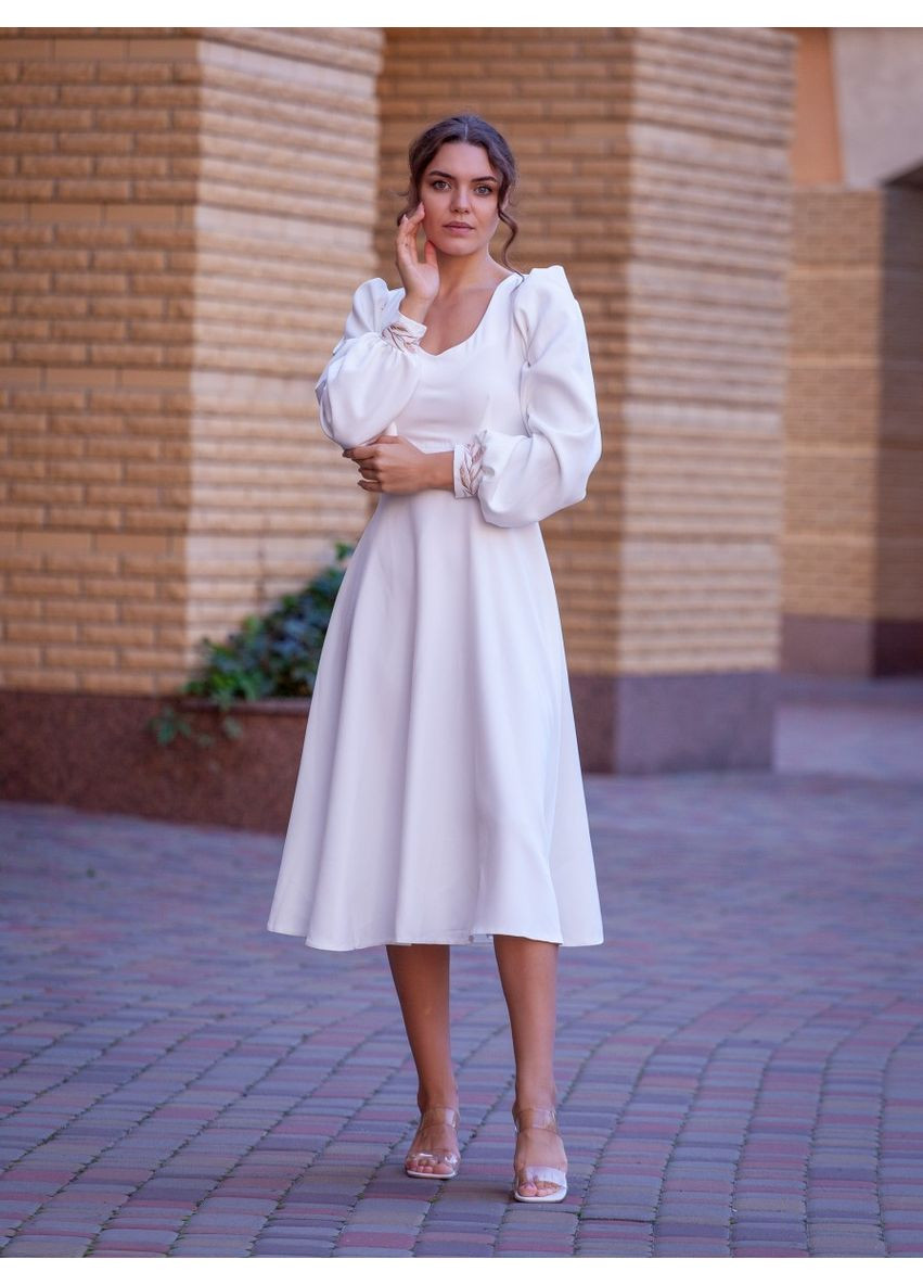 Білий вечірня плаття а-силует First Woman однотонна