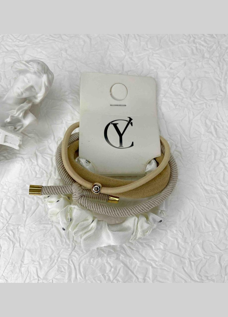 Гумки для волосся Набір тканинних резиночок з різних матеріалів Бежевий 6 см Упаковка 4 шт Finding (315799795)