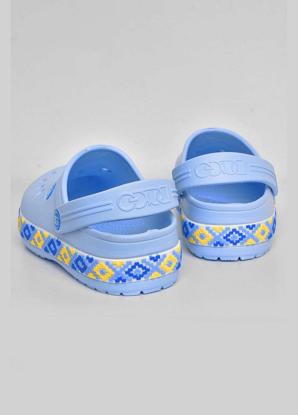 Крокси жіночі блакитного кольору Let's Shop (280938036)
