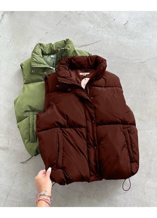 Жіноча утеплена жилетка на затяжках Україна (358934270)