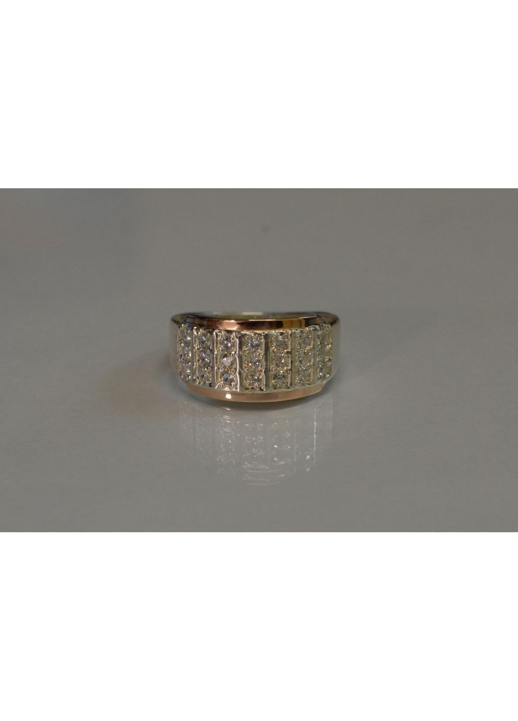 Срібна каблучка з золотими вставками Silver Style (367268427)